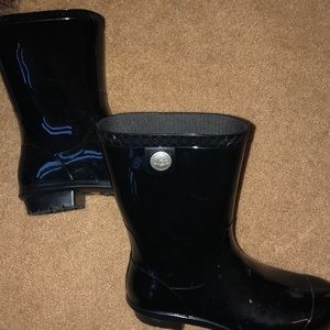 Ugg Women’s Rain Boots sz 9